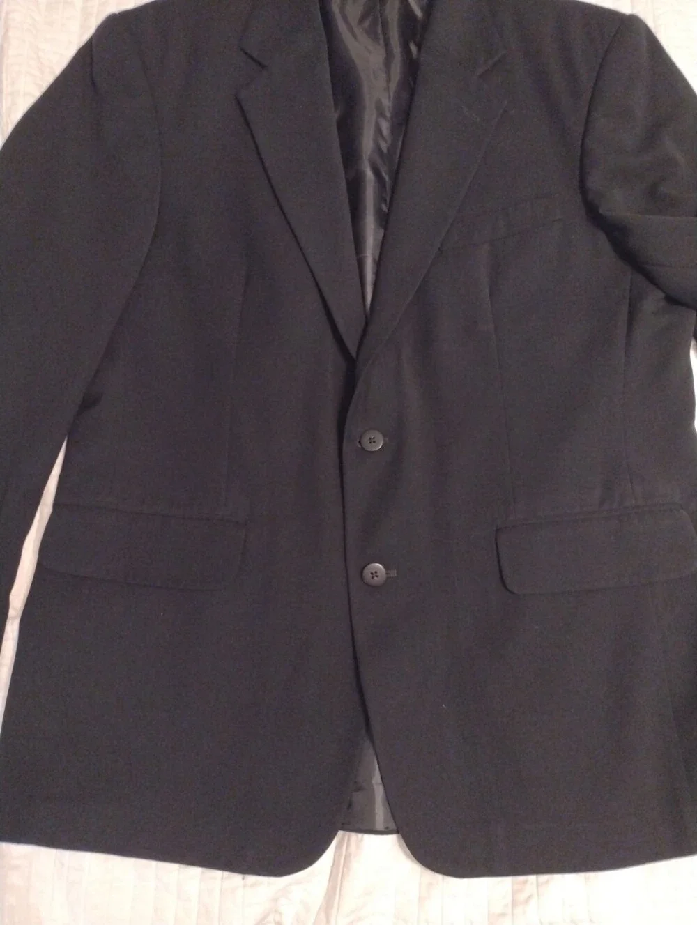 L.L. Bean Mens Navy Blazer 42R Fully Lined Two Button Single Vent